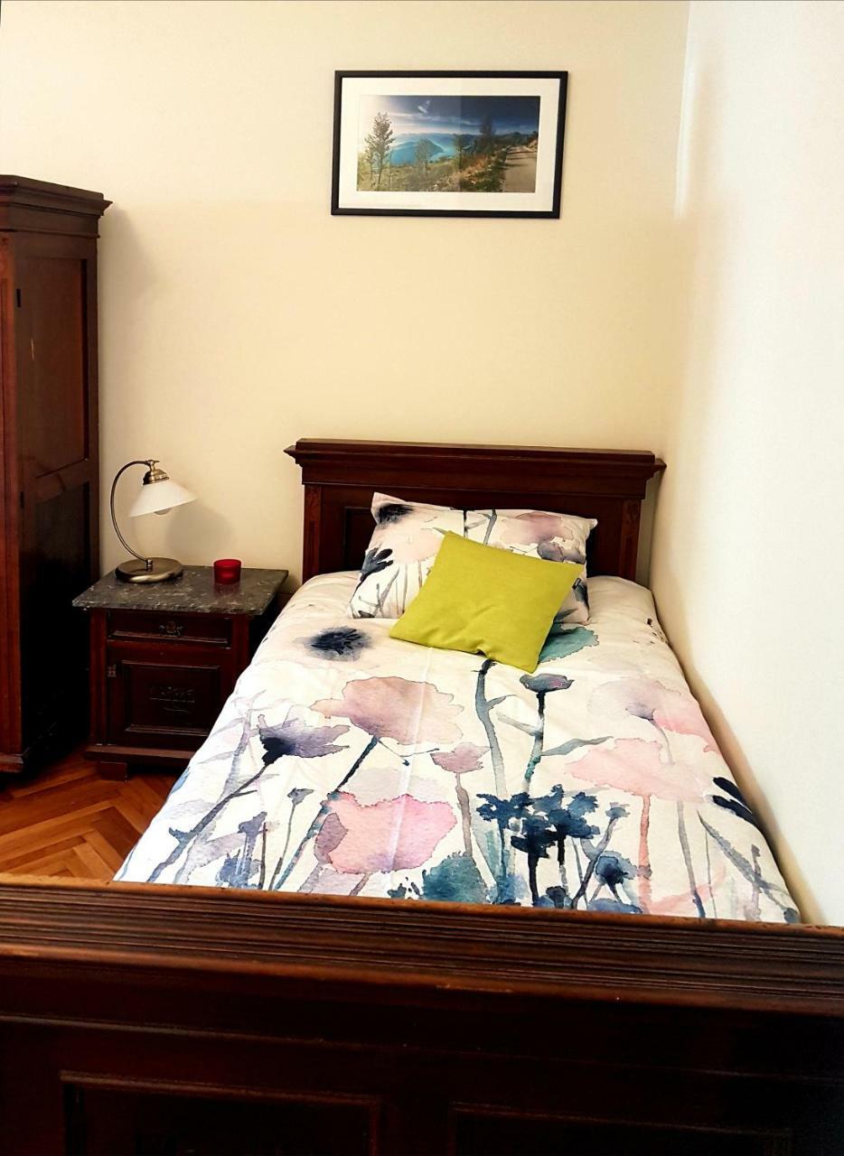 Apartman Natalia 蒂瓦特 外观 照片