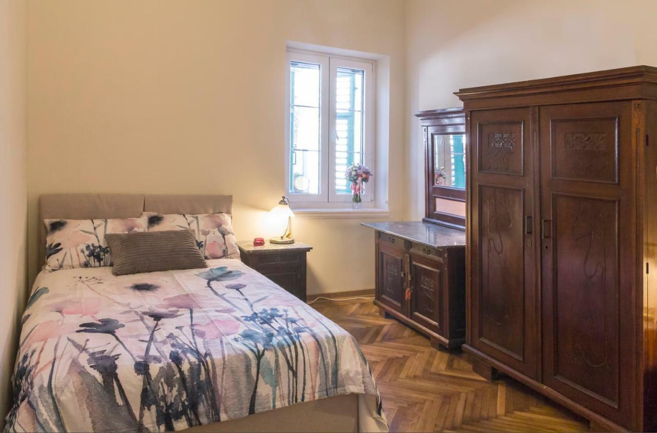 Apartman Natalia 蒂瓦特 外观 照片